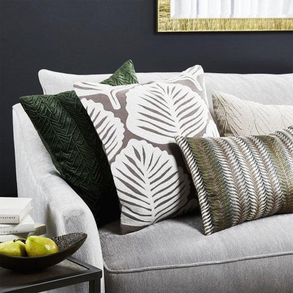 Dorothy Classic English Sofa - Image 3