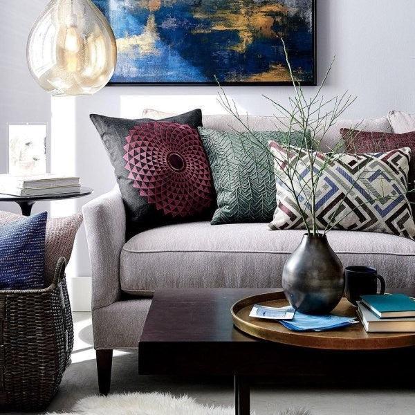Dorothy Classic English Sofa - Image 5