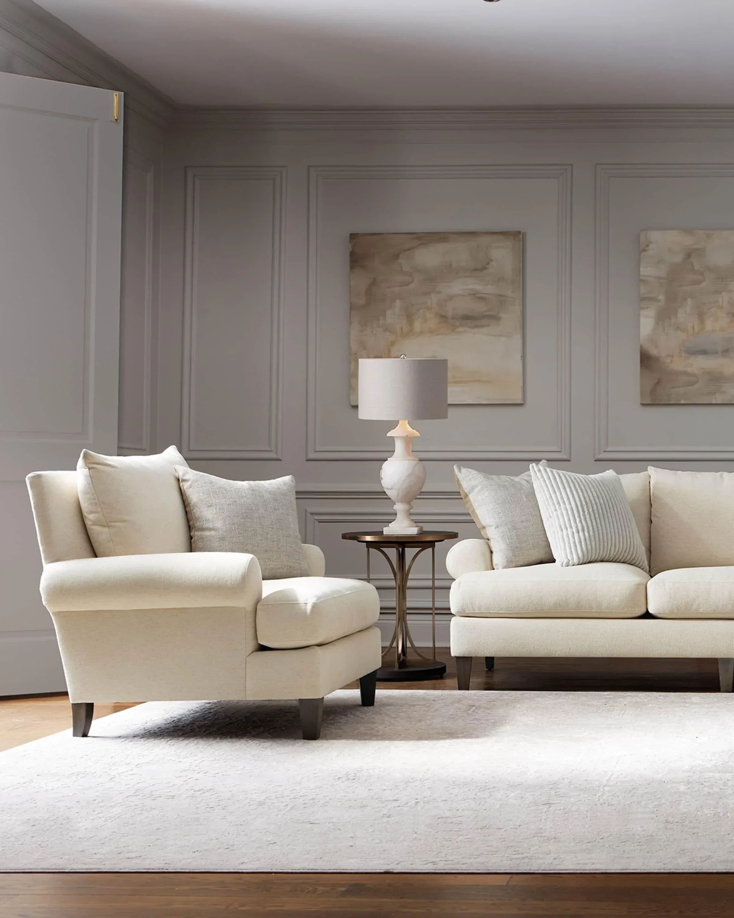 Edith Classic English Sofa With a High Back - Image 5