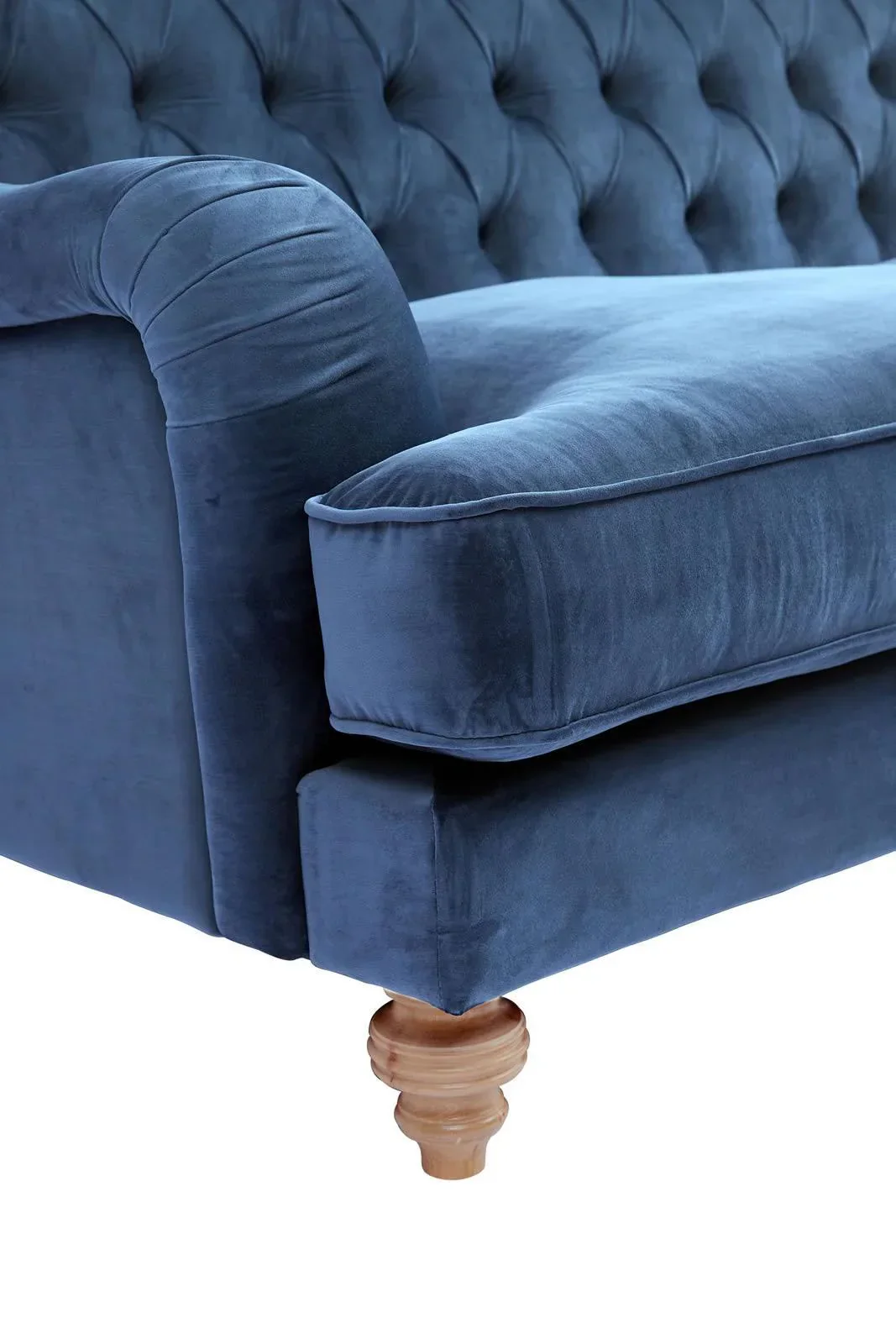 James Chesterfield Sofa - Image 5